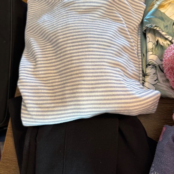 HUGE Night Beauties Pajama Lot! Sleepwear Bundle | Robe, Fleece, Silk Sets - Picture 7 of 8